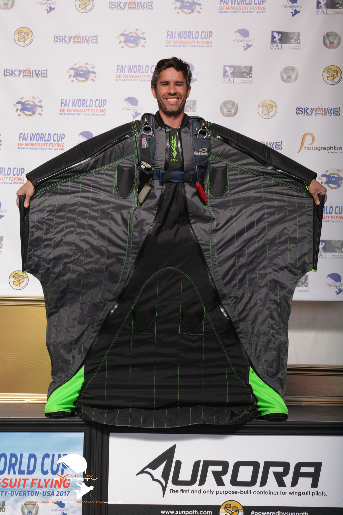 Marcelo Terra Zoni - BRA - WCWF2017 Marcelo Terra Zoni in suit