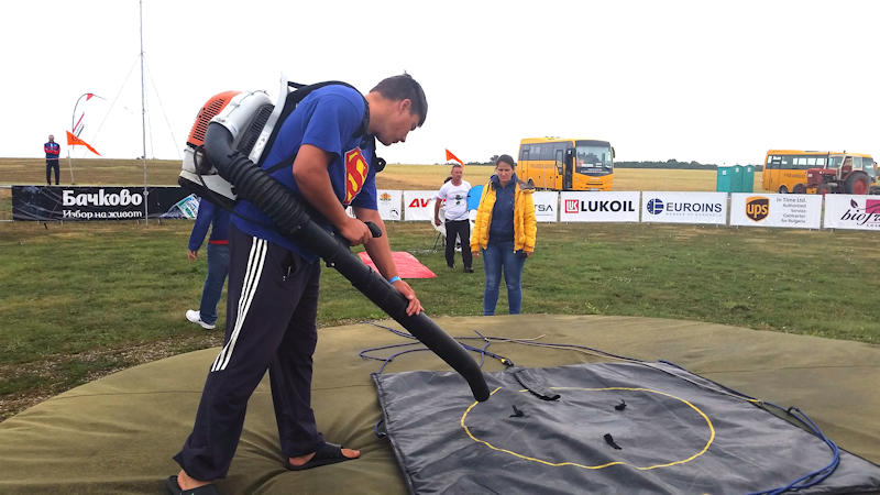 'Superman' Drying the Tuffet !